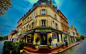 Hotel Paris Vesinet- Logis Hotel Restaurant