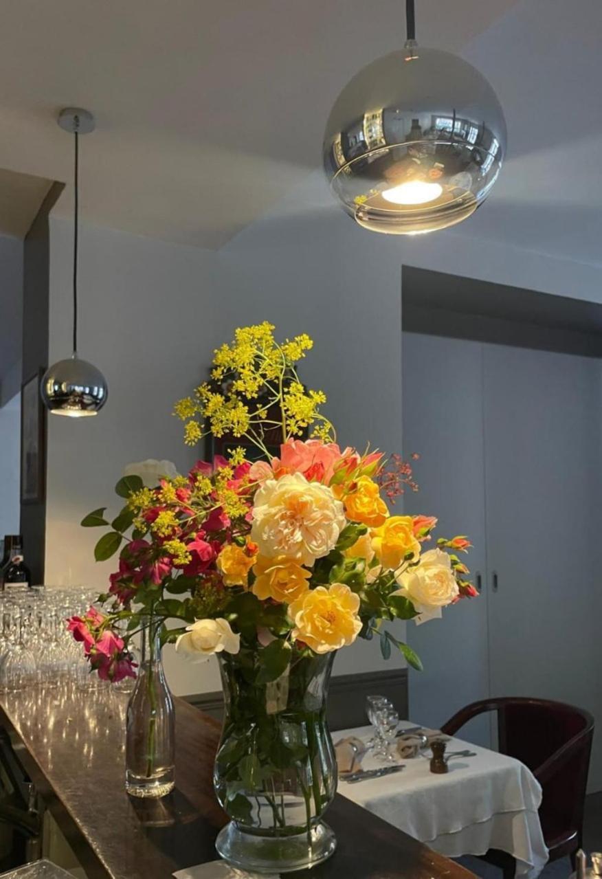 Hotel Paris Vesinet- Logis Hotel Restaurant Le Vésinet Extérieur photo